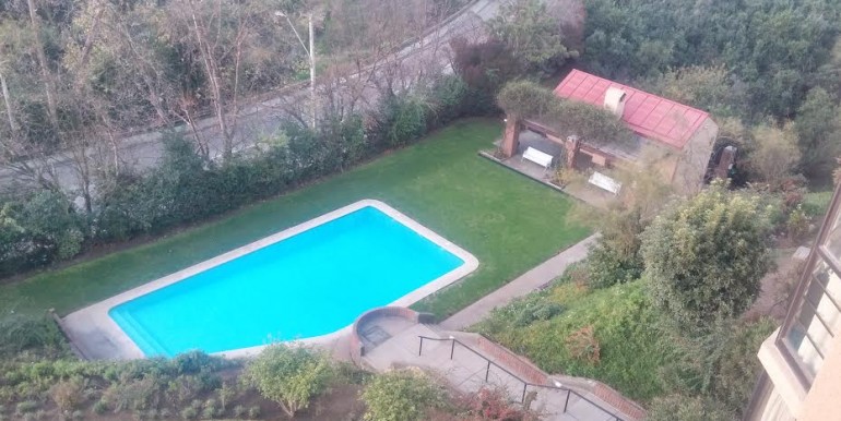 piscina y sala de eventos